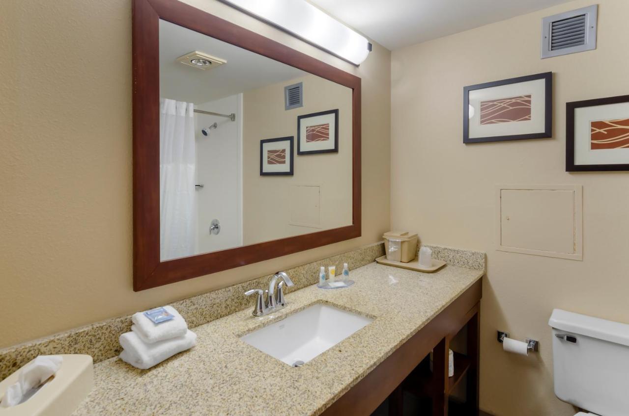 Comfort Inn Blacksburg University Area Eksteriør billede
